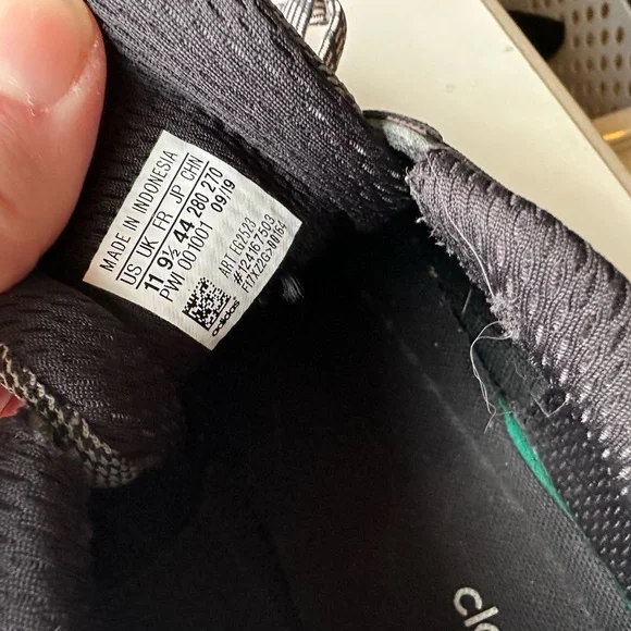 Adidas Women's Gray and Pink Sneakers size 11 - Picture 5 of 6